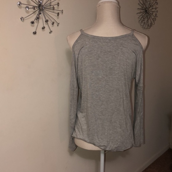 Girl Cold Shoulder Top - Picture 4 of 4